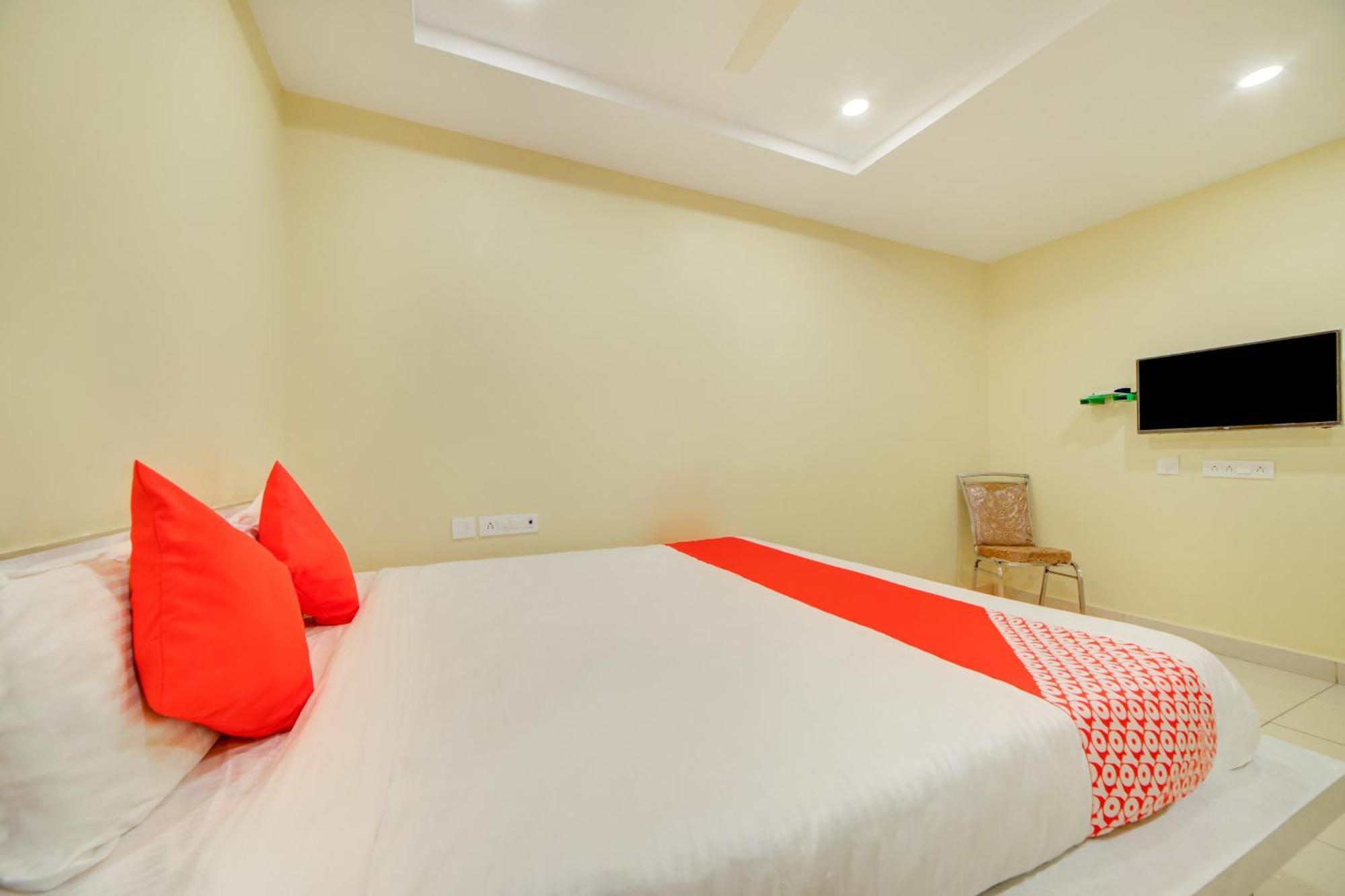 Hotel O Ksl Guest House Karimnagar Zewnętrze zdjęcie