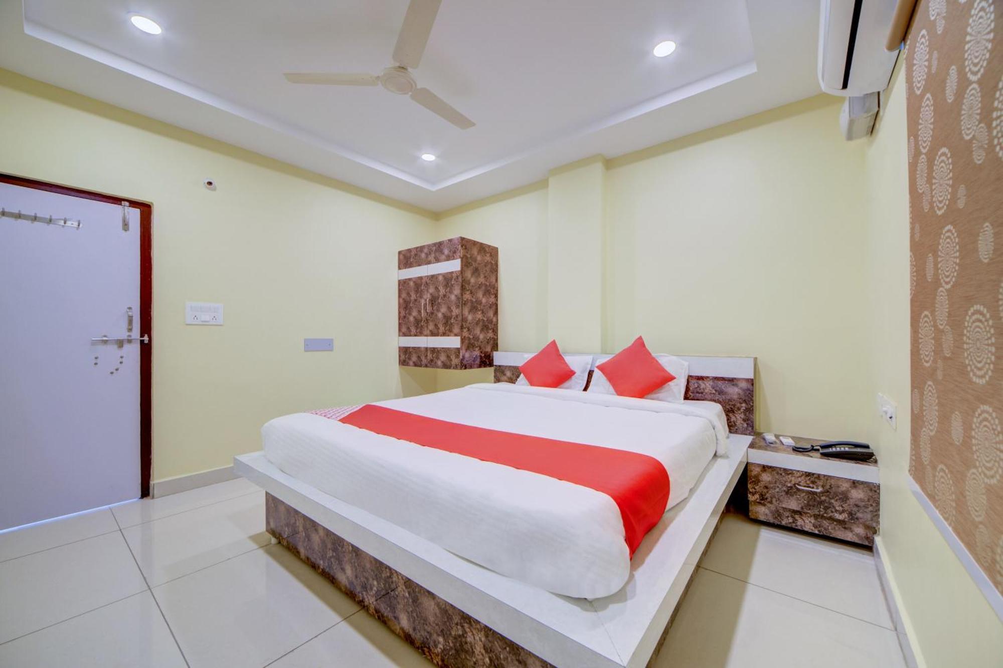 Hotel O Ksl Guest House Karimnagar Zewnętrze zdjęcie